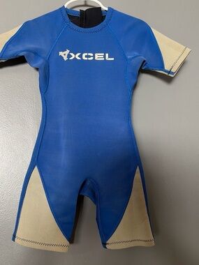XCEL Kids' Blue Short-Sleeve Swim Rashguard